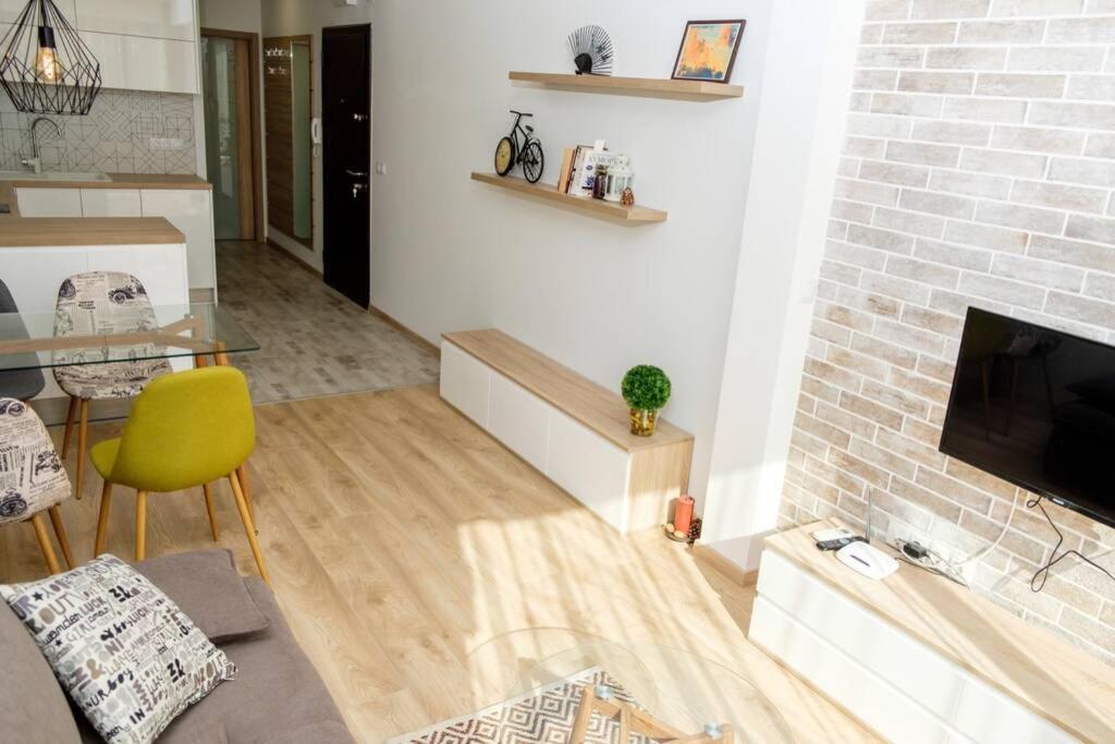 Luxury In The Center Apartment *