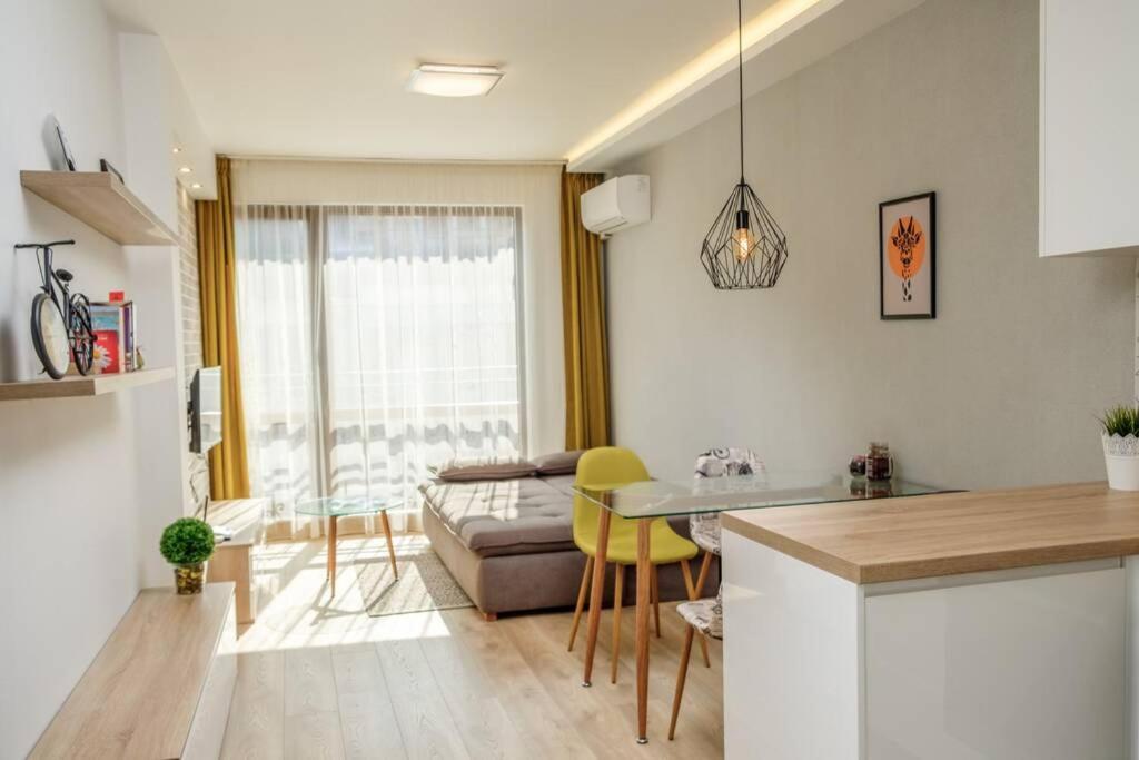 Luxury In The Center * Varna
