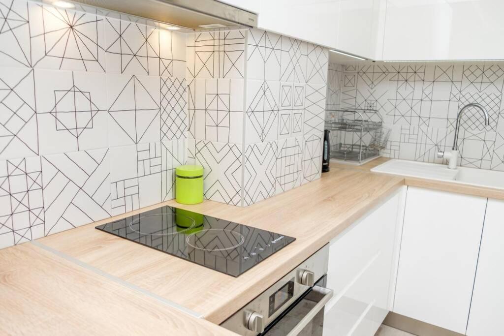 Luxury In The Center Apartment